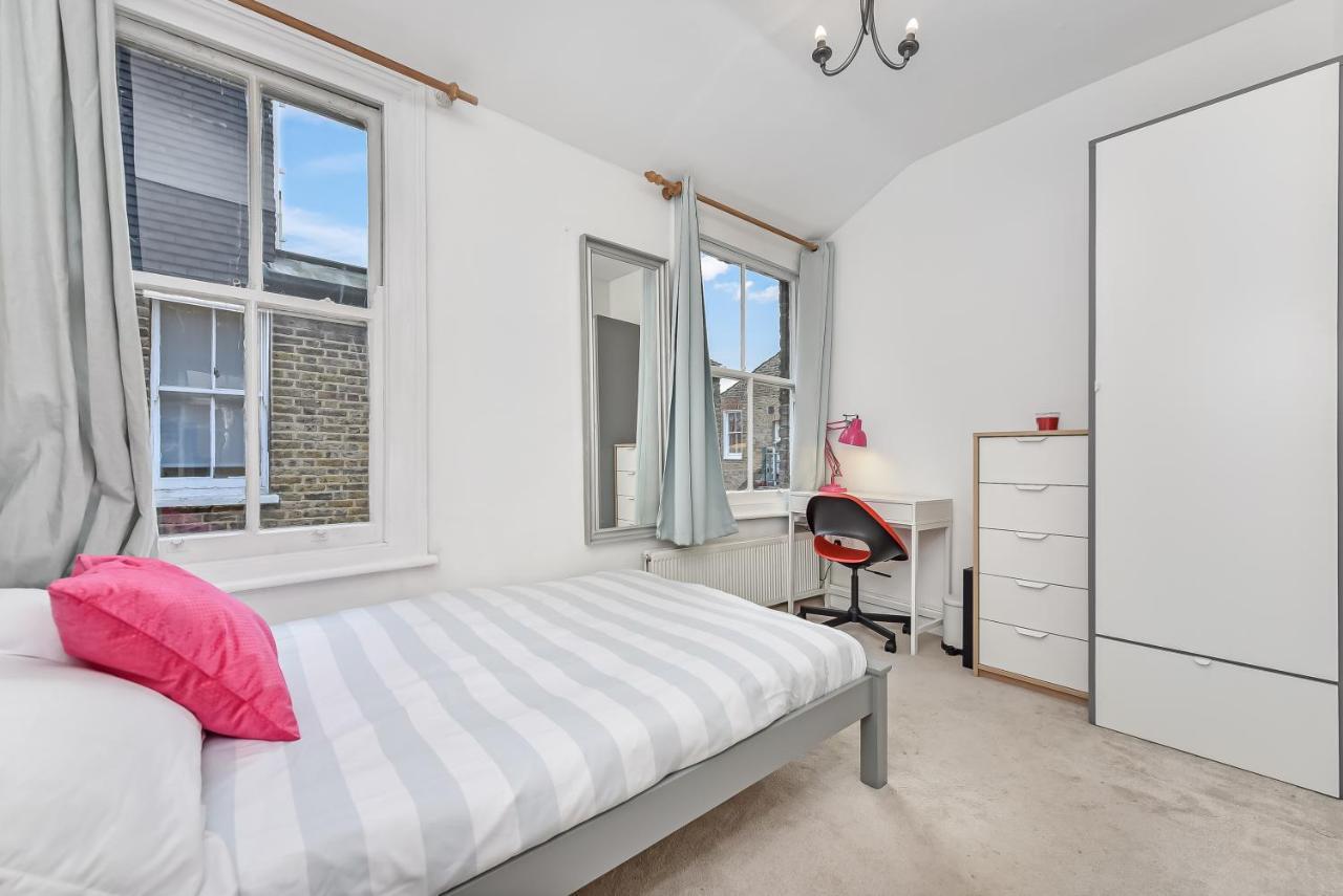Groves 4 Bedroom, Shepherds Bush Londres Exterior foto